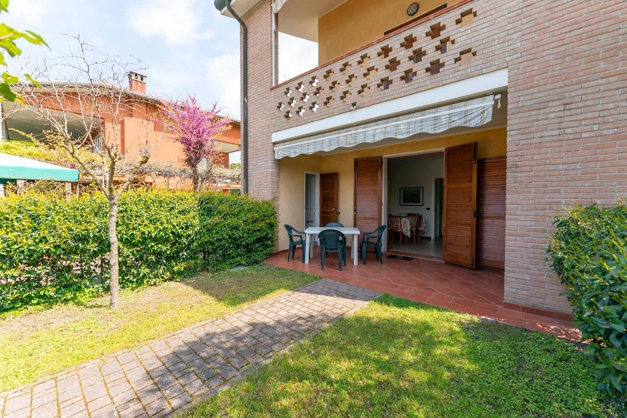 Holiday home Villa Verga Abitazione Al Piano Terra Con Giardino Llido Degli Estensi