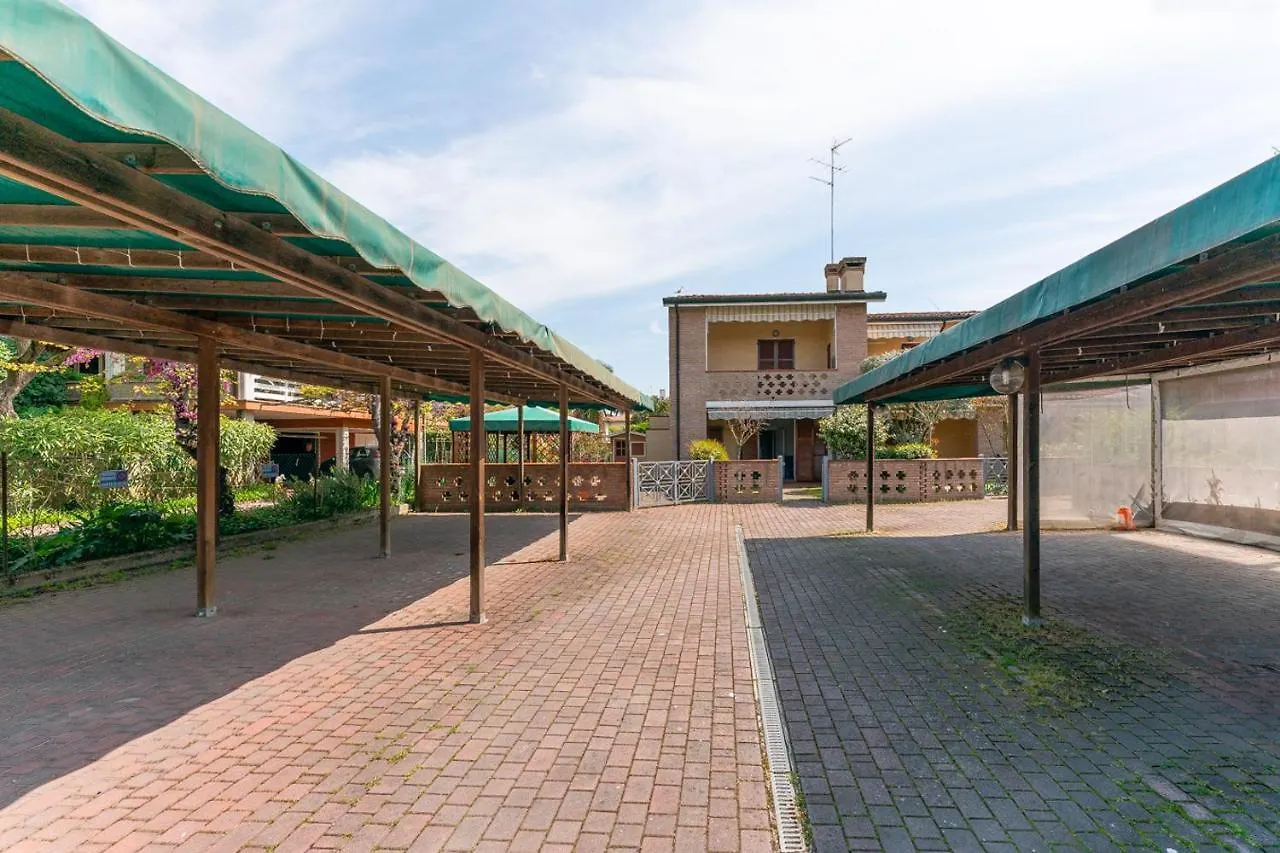 Holiday home Villa Verga Abitazione Al Piano Terra Con Giardino Llido Degli Estensi