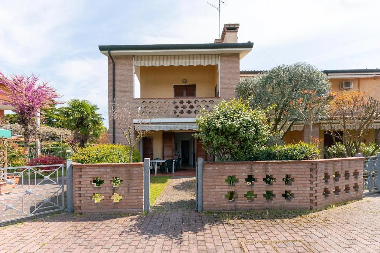 Holiday home Villa Verga Abitazione Al Piano Terra Con Giardino Llido Degli Estensi